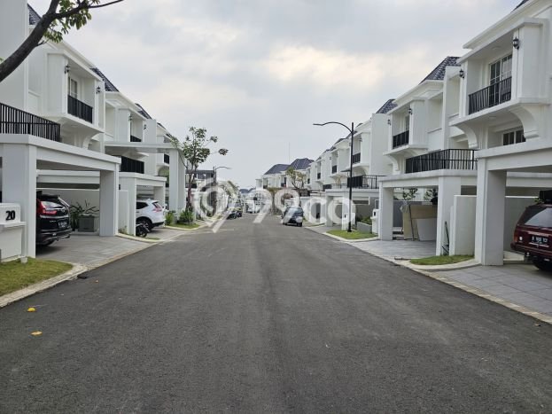 Rumah Luxury Modern Siap Huni di Summarecon Bogor Bogor Rumah Luxury Modern Siap Huni di Summarecon Bogor Bogor