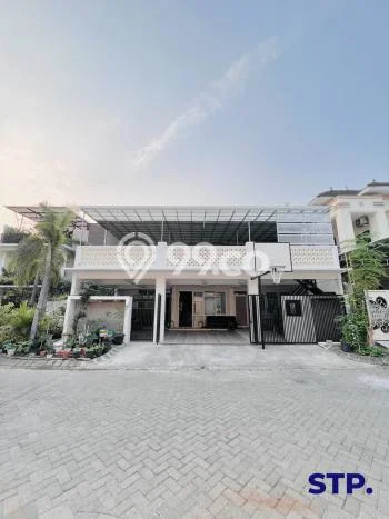 Kost Dijual di Pakuwon City dengan 20 KT dan Luas 450m2 Kost Dijual di Pakuwon City dengan 20 KT dan Luas 450m2