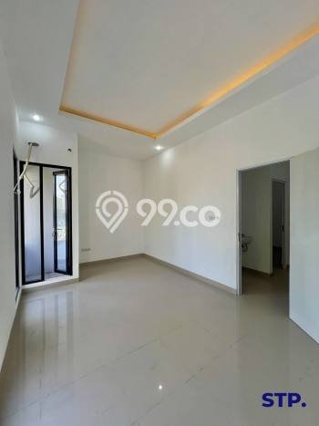 Rumah Mewah dengan Luas Tanah 66m2m² di Kawasan Elite , Surabaya Rumah Mewah dengan Luas Tanah 66m2m² di Kawasan Elite , Surabaya