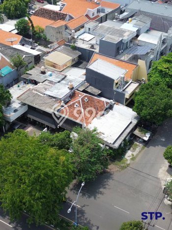 Dijual Ruko Area Komersial Kawasan Surabaya Kota, Luas 320m2m², Jalan Utama Dijual Ruko Area Komersial Kawasan Surabaya Kota, Luas 320m2m², Jalan Utama
