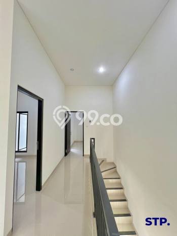 Hunian Cantik Modern Lb 120m2 di Sukolilo, Surabaya Hunian Cantik Modern Lb 120m2 di Sukolilo, Surabaya