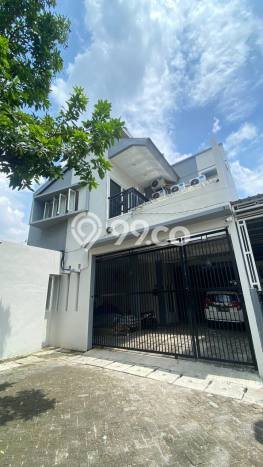 Kost Dijual di Surabaya Kota dengan 21 KT dan Luas 532m2 Kost Dijual di Surabaya Kota dengan 21 KT dan Luas 532m2