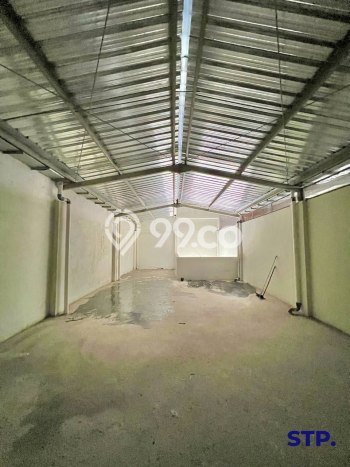 Ruko Dijual di Surabaya LT 161m2 & LB 520m2 Lokasi Terbaik! Ruko Dijual di Surabaya LT 161m2 & LB 520m2 Lokasi Terbaik!