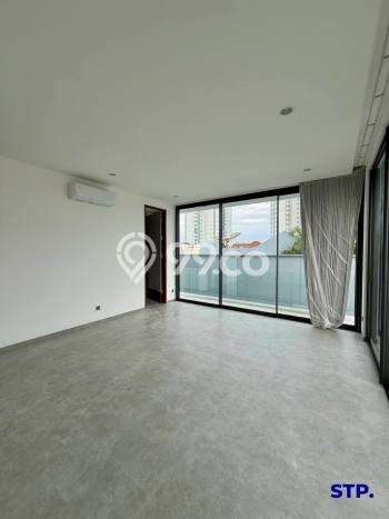 Hunian Ideal dengan LT 700m2 & LB 1500m2 Dikontrakkan di Surabaya Kota Hunian Ideal dengan LT 700m2 & LB 1500m2 Dikontrakkan di Surabaya Kota