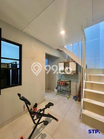 Jarang Ada! Rumah Kontrakan 3 Kamar Nyaman Siap Huni Pakuwon CIty Jarang Ada! Rumah Kontrakan 3 Kamar Nyaman Siap Huni Pakuwon CIty