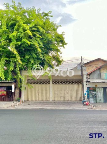 Disewakan Komersial di Kawasan Ramai Manyar Luas 378m2 Disewakan Komersial di Kawasan Ramai Manyar Luas 378m2