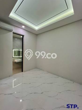 Rumah Kontrakan Surabaya LT 207m2 LB 280m2 Area Manyar Rumah Kontrakan Surabaya LT 207m2 LB 280m2 Area Manyar