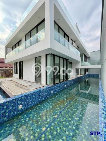 Hunian Ideal dengan LT 700m2 & LB 1500m2 Dikontrakkan di Surabaya Kota Hunian Ideal dengan LT 700m2 & LB 1500m2 Dikontrakkan di Surabaya Kota
