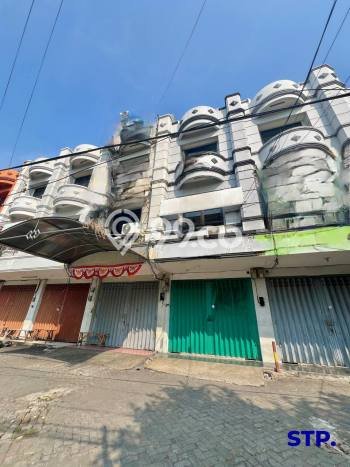 Ruko untuk Disewa di Pusat Surabaya Luas Bangunan 200m2 Ruko untuk Disewa di Pusat Surabaya Luas Bangunan 200m2