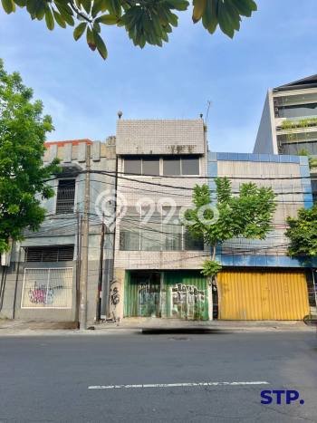 Ruko Lokasi Premium di Surabaya Kota, Luas 270m2m², Ready Operasi Ruko Lokasi Premium di Surabaya Kota, Luas 270m2m², Ready Operasi