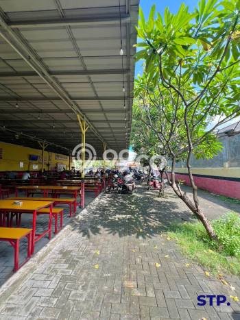 Komersial For Rent di Waru, Luas 560m2m², Area Strategis Komersial For Rent di Waru, Luas 560m2m², Area Strategis