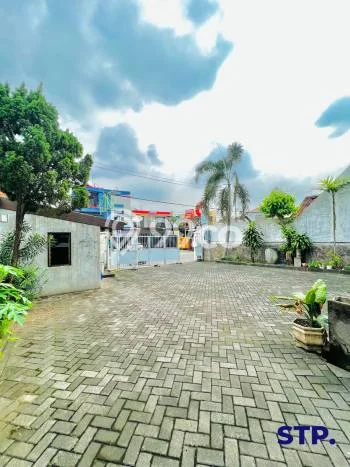 Kost Dijual di Surabaya Kota dengan 17 KT dan Luas 744m2 Kost Dijual di Surabaya Kota dengan 17 KT dan Luas 744m2