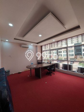 AREA TERBAIK! Ruko Kawasan Surabaya Kota, Luas 300m², Keramaian Tinggi AREA TERBAIK! Ruko Kawasan Surabaya Kota, Luas 300m², Keramaian Tinggi