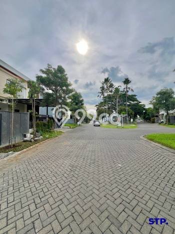 Jual Rumah Luas Megah Dengan View Cantik di Citraland, Surabaya Jual Rumah Luas Megah Dengan View Cantik di Citraland, Surabaya