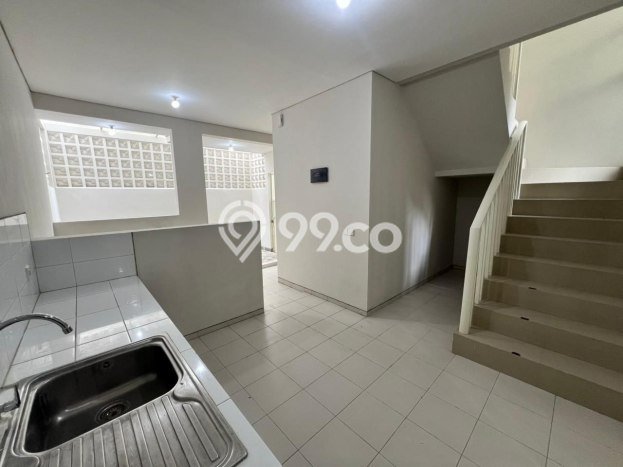 Dijual Hunian Rumah Terawat 3 Kamar di Surabaya Kota, Surabaya Dijual Hunian Rumah Terawat 3 Kamar di Surabaya Kota, Surabaya