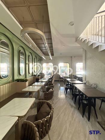 Ruko untuk Disewa di Pusat Surabaya Luas Bangunan 200m2 Ruko untuk Disewa di Pusat Surabaya Luas Bangunan 200m2