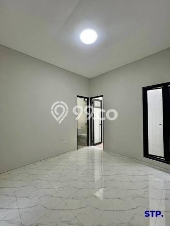 Dijual Hunian Rumah Terawat 3 Kamar di Surabaya Kota, Surabaya Dijual Hunian Rumah Terawat 3 Kamar di Surabaya Kota, Surabaya