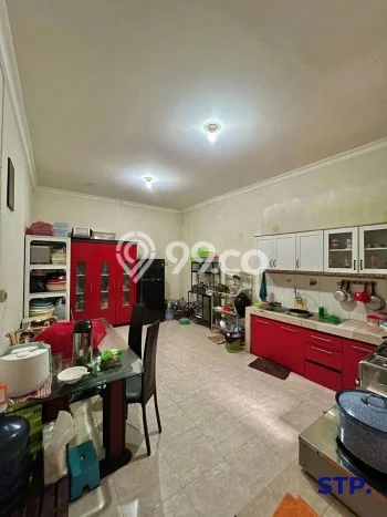 Rumah Disewakan Surabaya LT 300m2 LB 500m2 Area Surabaya Kota Rumah Disewakan Surabaya LT 300m2 LB 500m2 Area Surabaya Kota