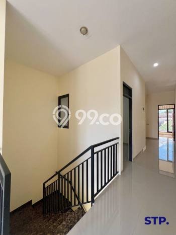 Rumah Modern 4 Kamar LT 120m2 di Surabaya Kota Rumah Modern 4 Kamar LT 120m2 di Surabaya Kota