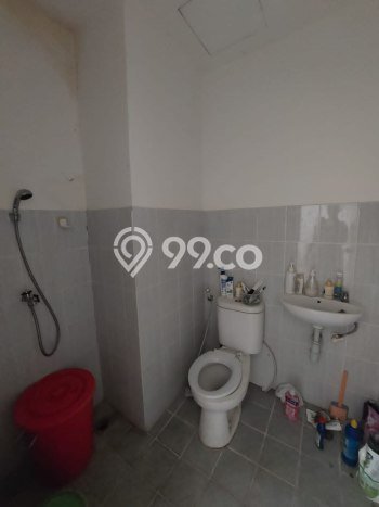 AREA TERBAIK! Ruko Kawasan Surabaya Kota, Luas 300m², Keramaian Tinggi AREA TERBAIK! Ruko Kawasan Surabaya Kota, Luas 300m², Keramaian Tinggi