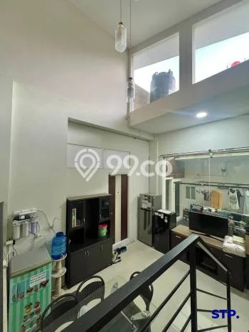 Kost Dijual di Pakuwon City dengan 20 KT dan Luas 450m2 Kost Dijual di Pakuwon City dengan 20 KT dan Luas 450m2