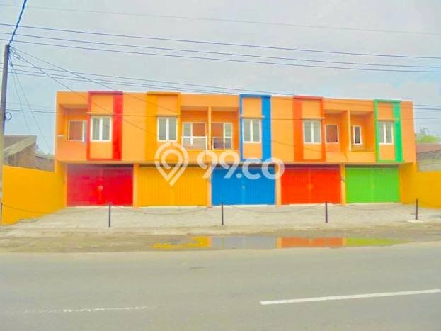 Unit Ruko Dijual di Driyorejo Gresik Luas Bangunan 211m2 Unit Ruko Dijual di Driyorejo Gresik Luas Bangunan 211m2