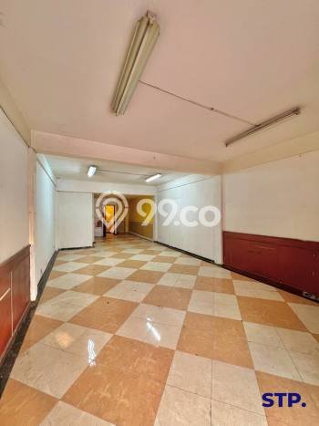 Ruko Bagus Dijual LB 150m2 Lokasi Strategis Surabaya Area Cocok untuk Bisnis Ruko Bagus Dijual LB 150m2 Lokasi Strategis Surabaya Area Cocok untuk Bisnis