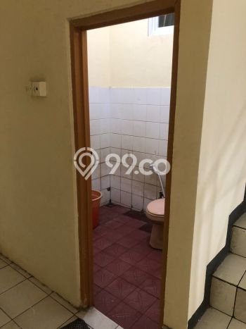 Area Strategis! Disewakan Ruko Lokasi Pasar Minggu, Jakarta Selatan Cocok untuk Bisnis Area Strategis! Disewakan Ruko Lokasi Pasar Minggu, Jakarta Selatan Cocok untuk Bisnis