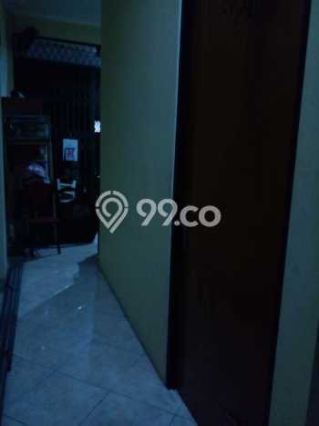 Unit Ruko Dijual di Jakarta Barat LT 76m2 & LB 180m2 Unit Ruko Dijual di Jakarta Barat LT 76m2 & LB 180m2