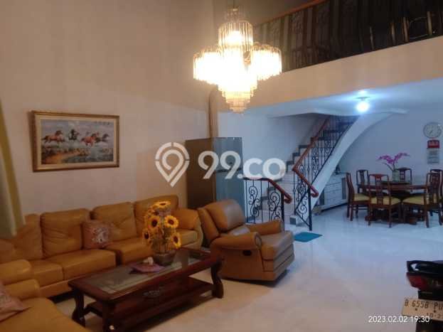 Rumah di Kemayoran, 3 KM, Area Strategis, Luas 175m2m² LB 220m2m² Rumah di Kemayoran, 3 KM, Area Strategis, Luas 175m2m² LB 220m2m²
