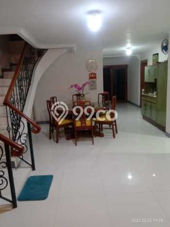 Rumah di Kemayoran, 3 KM, Area Strategis, Luas 175m2m² LB 220m2m² Rumah di Kemayoran, 3 KM, Area Strategis, Luas 175m2m² LB 220m2m²