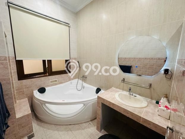 Siap Huni Hunian Elit 4 Kamar di Kebayoran Lama Dekat ke Mana Saja Siap Huni Hunian Elit 4 Kamar di Kebayoran Lama Dekat ke Mana Saja