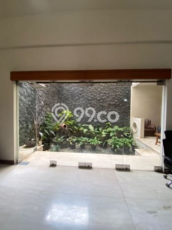 Rumah Elit LB 248m2 Siap Huni Desain Elegan di Buah Batu, Bandung Rumah Elit LB 248m2 Siap Huni Desain Elegan di Buah Batu, Bandung