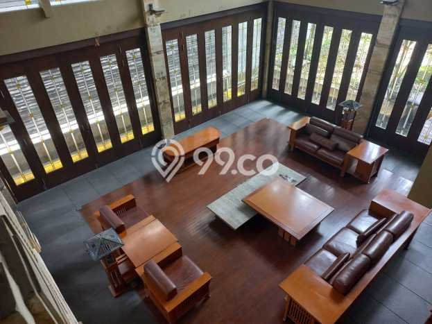 Hunian Elit LB 1200m2 Siap Pakai Desain Elegan di Cipaganti, Bandung Hunian Elit LB 1200m2 Siap Pakai Desain Elegan di Cipaganti, Bandung