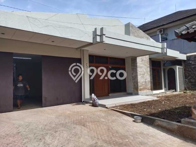 Rumah Mewah LB 336m2 Siap Pakai Desain Elegan di Setra Sari, Bandung Rumah Mewah LB 336m2 Siap Pakai Desain Elegan di Setra Sari, Bandung