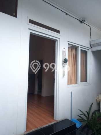 Rumah Luas Asri 7 KT Siap Pakai di Sariwangi Bandung Rumah Luas Asri 7 KT Siap Pakai di Sariwangi Bandung