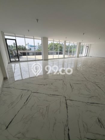 Unit Kantor Disewa Lokasi Duren Sawit, Jakarta Timur Spesifikasi Luas Bangunan 1600m2 Unit Kantor Disewa Lokasi Duren Sawit, Jakarta Timur Spesifikasi Luas Bangunan 1600m2