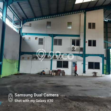 Lokasi Strategis! Dijual Gudang Bisnis di Cikarang Barat, Bekasi Kondisi Bagus Lokasi Strategis! Dijual Gudang Bisnis di Cikarang Barat, Bekasi Kondisi Bagus