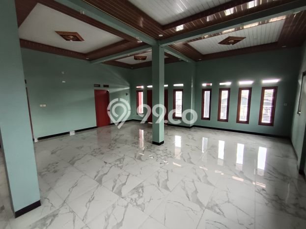 Komersial untuk disewa di Bekasi Timur punya LT 330m2 & LB 450m2 harga sewa kompetitif Komersial untuk disewa di Bekasi Timur punya LT 330m2 & LB 450m2 harga sewa kompetitif
