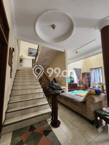Hunian Mewah Dijual LT 525m2 di Duren Sawit, Jakarta Timur Hunian Mewah Dijual LT 525m2 di Duren Sawit, Jakarta Timur