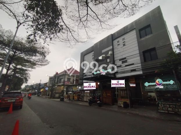 Unit Ruko Disewakan di Taman Galaxy di Area Ramai & Strategis Unit Ruko Disewakan di Taman Galaxy di Area Ramai & Strategis