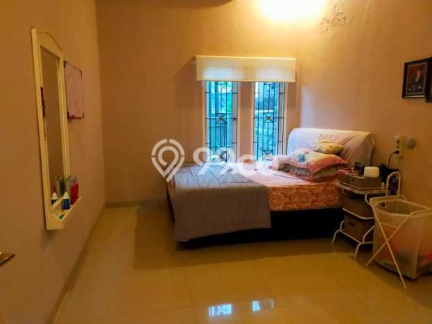 Rumah Modern 4 KT di Bintaro Jakarta Selatan Rumah Modern 4 KT di Bintaro Jakarta Selatan