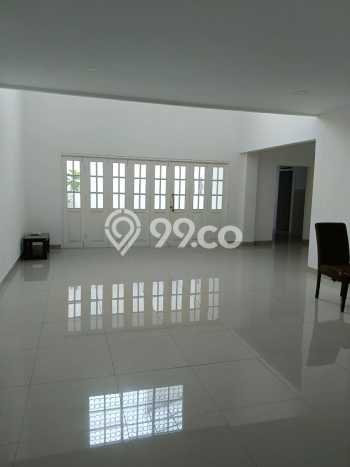 PRIME PROPERTY! Rumah area Bintaro, 4 KT, Lingkungan Elite, Luas 300m² LB 380m² PRIME PROPERTY! Rumah area Bintaro, 4 KT, Lingkungan Elite, Luas 300m² LB 380m²