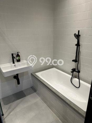 Hunian Elit LB 250m2 Siap Pakai Desain Elegan di Bintaro, Tangerang Selatan Hunian Elit LB 250m2 Siap Pakai Desain Elegan di Bintaro, Tangerang Selatan