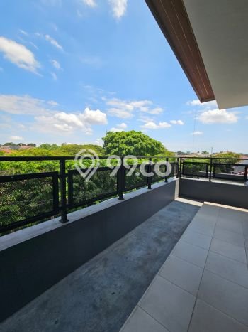 Ready to Use! Luxury House LT 255m2 Desain Elegan di Bintaro Ready to Use! Luxury House LT 255m2 Desain Elegan di Bintaro
