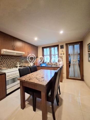 Dijual Rumah Mewah Megah Dengan View Cantik di Bintaro, Tangerang Selatan Dijual Rumah Mewah Megah Dengan View Cantik di Bintaro, Tangerang Selatan