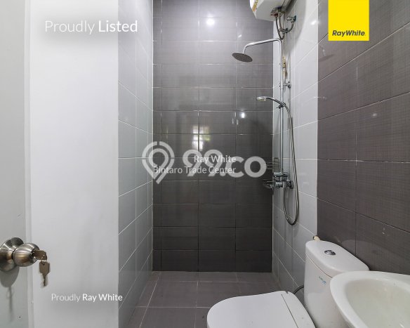 Rumah Kontrakan Tangerang Selatan LT 204m2 LB 114m2 Area Bintaro Rumah Kontrakan Tangerang Selatan LT 204m2 LB 114m2 Area Bintaro