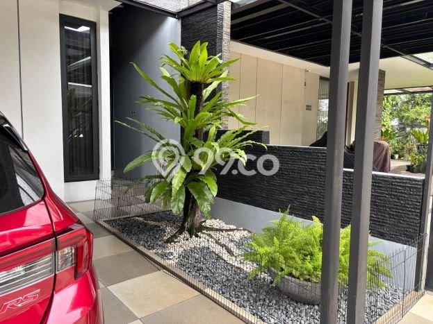 Rumah Mewah LB 156m2 Siap Huni Desain Elegan di Bintaro, Tangerang Selatan Rumah Mewah LB 156m2 Siap Huni Desain Elegan di Bintaro, Tangerang Selatan