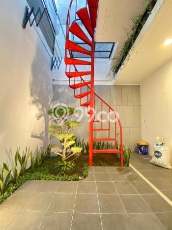 Rumah Elit Modern Tanpa Renovasi di Bintaro Tangerang Selatan Rumah Elit Modern Tanpa Renovasi di Bintaro Tangerang Selatan