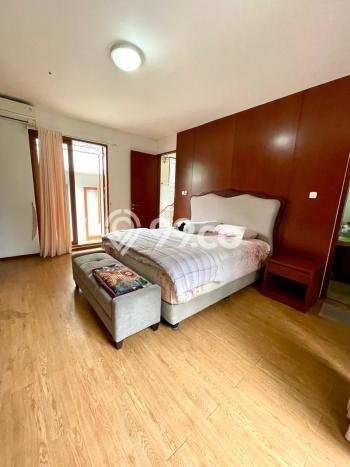 BEST OFFER! Rumah Siap Huni di Bintaro, Luas 279m² LB 350m² BEST OFFER! Rumah Siap Huni di Bintaro, Luas 279m² LB 350m²